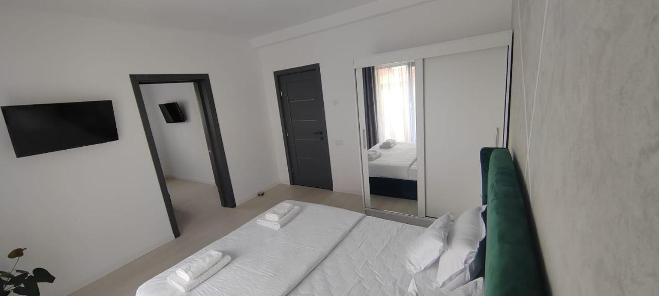 Casira Guesthouse Sînmartin Zewnętrze zdjęcie