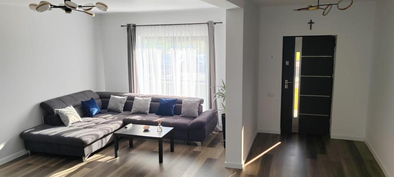 Casira Guesthouse Sînmartin Zewnętrze zdjęcie