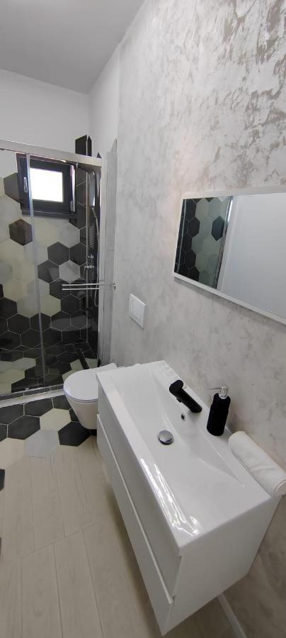 Casira Guesthouse Sînmartin Zewnętrze zdjęcie